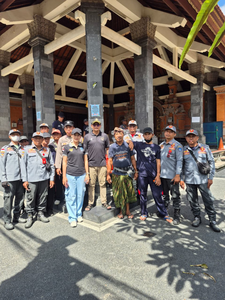 Penyaluran Donasi Banjir di Kerobokan Kaja